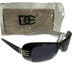 DE Designer Eyewear sunglasses w/100%UV protection 2 tone color Black/silver